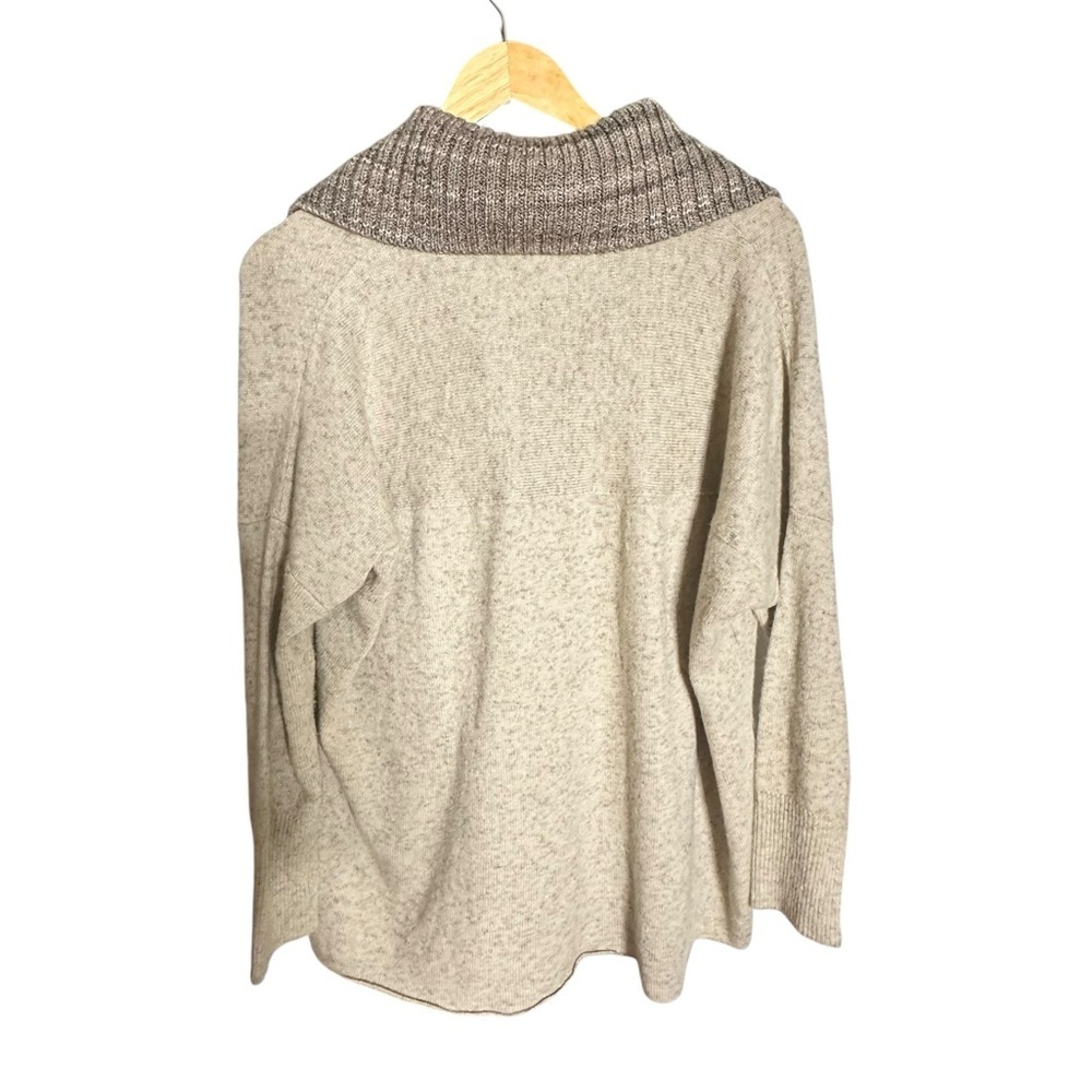 🔴 5 for $40 SALE! 
Cris Barros Tan Baggy PeterPan Collar 3 Button Sweater P/S - Picture 3 of 7